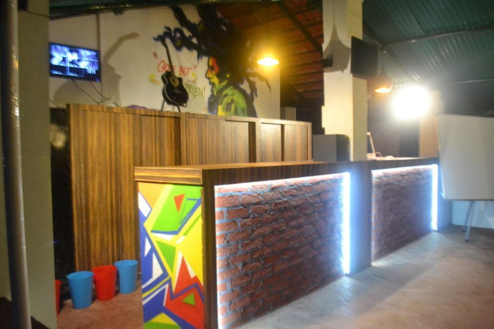 Backpacker Panda Goa Hostel Calangute Kültér fotó