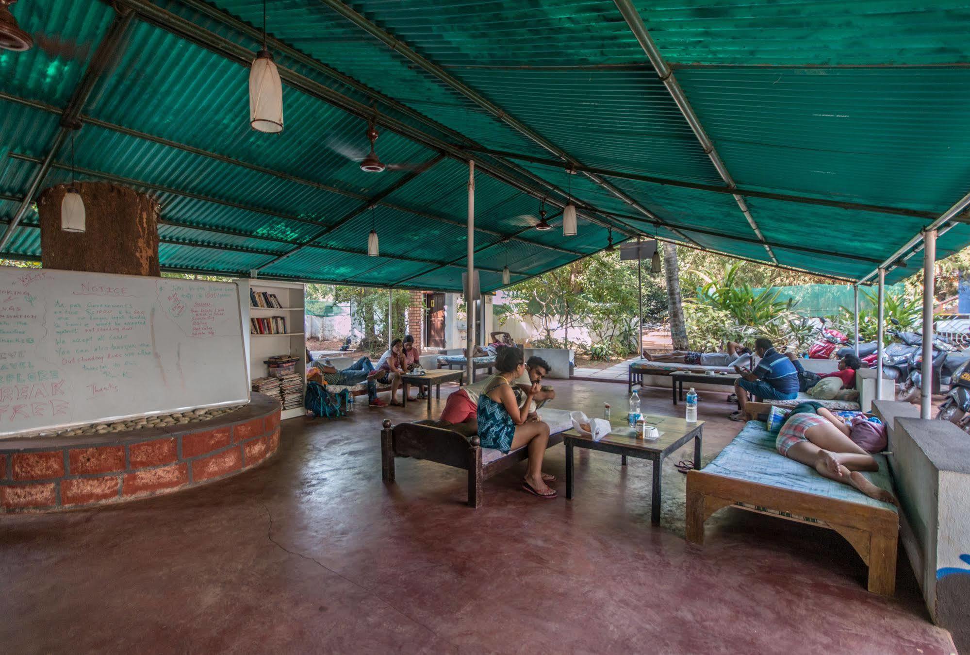 Backpacker Panda Goa Hostel Calangute Kültér fotó