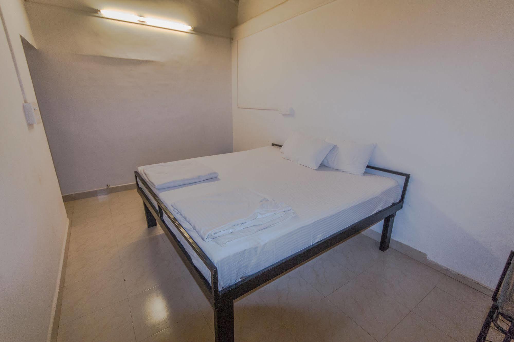 Backpacker Panda Goa Hostel Calangute Kültér fotó